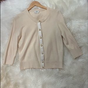 Off white cardigan sweeter